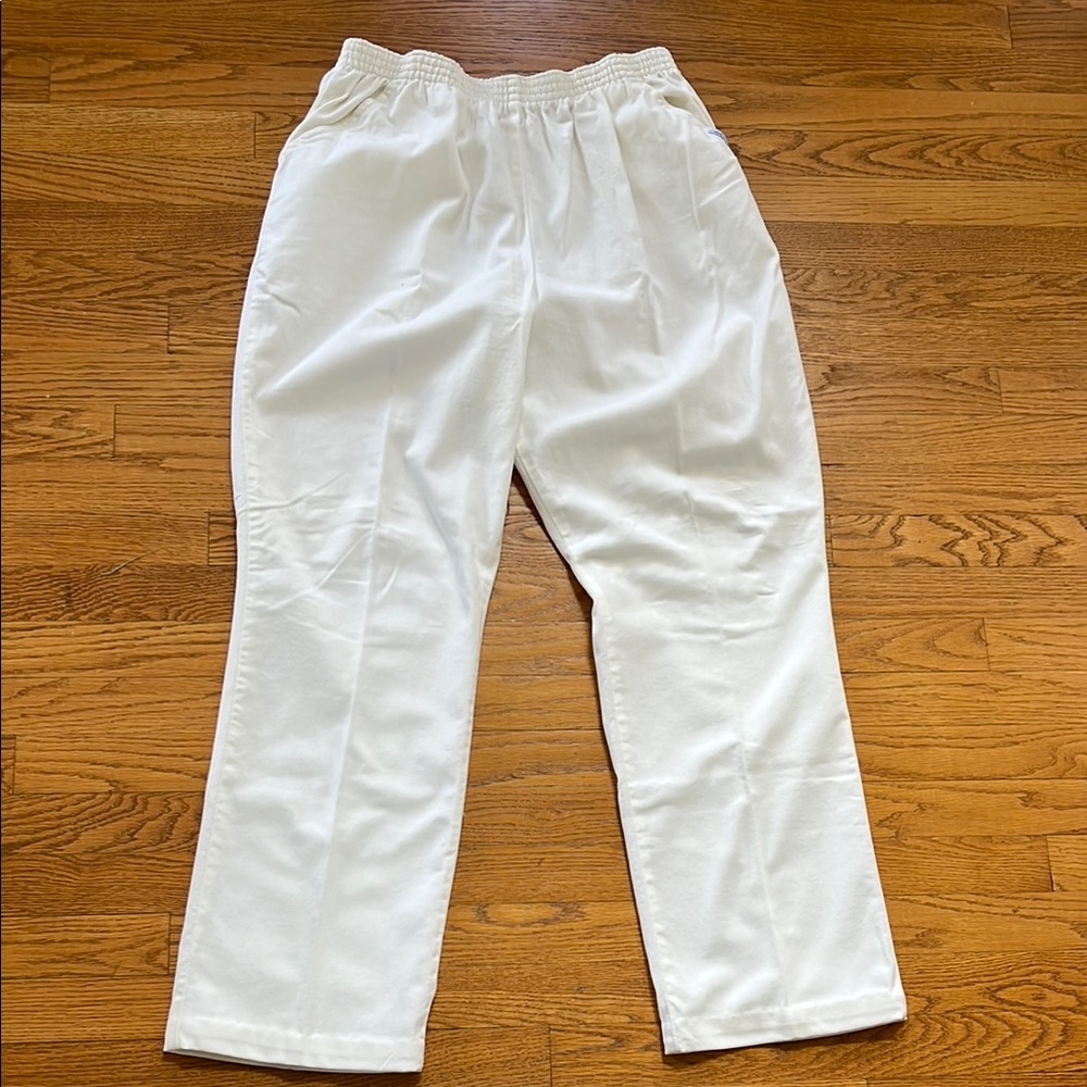 Women’s Vintage Chic Pants White Elastic Waist Size 18 Average